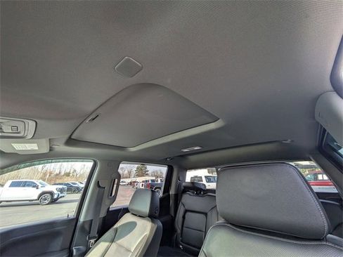 Used 2022 GMC Sierra 1500 SLT w/ SLT Premium Plus Package image 28