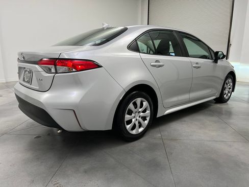 Used 2024 Toyota Corolla LE FWD image 9