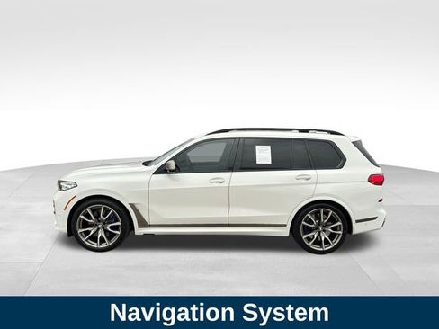 Used 2021 BMW X7 M50i w/ Executive Package image 2