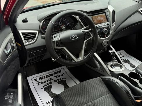 Used 2016 Hyundai Veloster w/ Option Group 02 FWD image 11