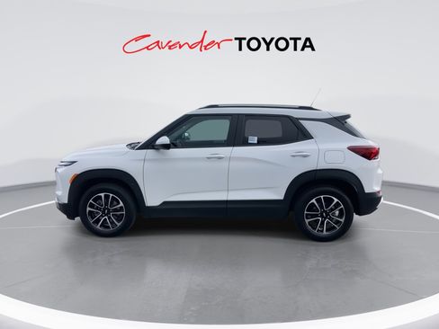 Used 2025 Chevrolet TrailBlazer LT image 5