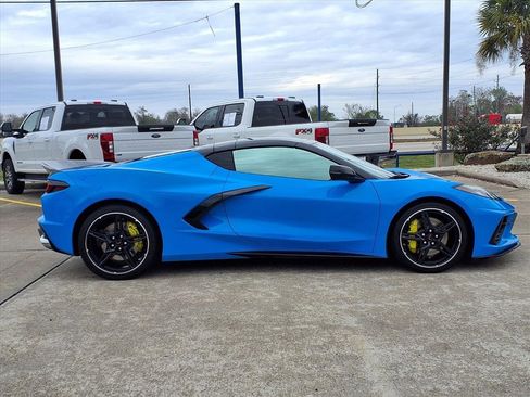 Used 2022 Chevrolet Corvette Stingray Premium Cpe w/ Z51 Performance Package image 8