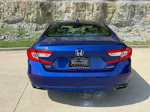 Used 2018 Honda Accord Sport image 5