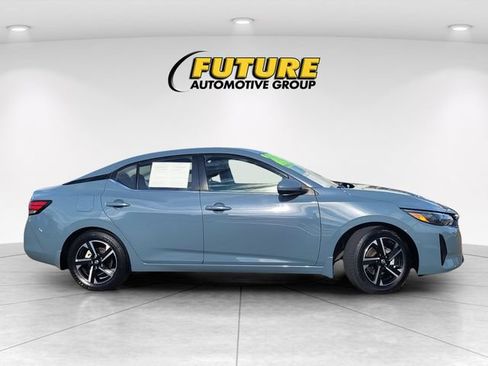 Used 2025 Nissan Sentra SV w/ All-Weather Package FWD image 3