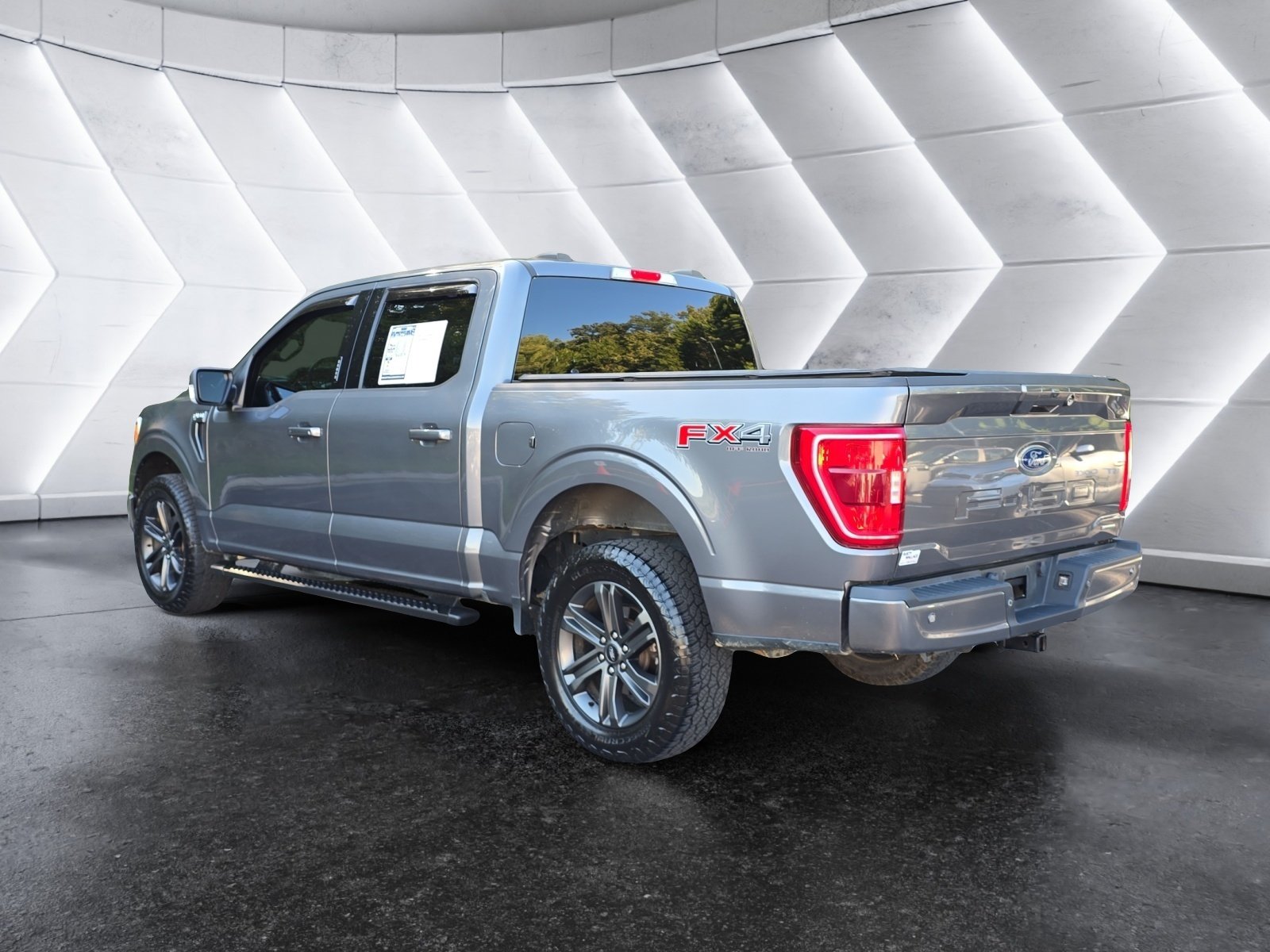 Used 2022 Ford F150 XLT w/ Equipment Group 302A High AWD/4WD image 3