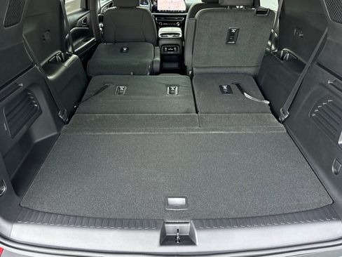 New 2026 Chevrolet Traverse LT image 16