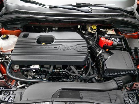 Used 2020 Ford Escape SEL image 13