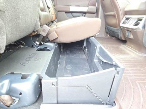 Used 2025 Ford F250 King Ranch w/ FX4 Off-Road Package image 22