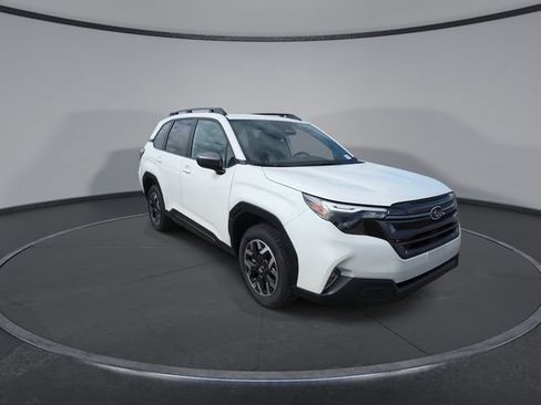 Used 2026 Subaru Forester Premium AWD/4WD image 2