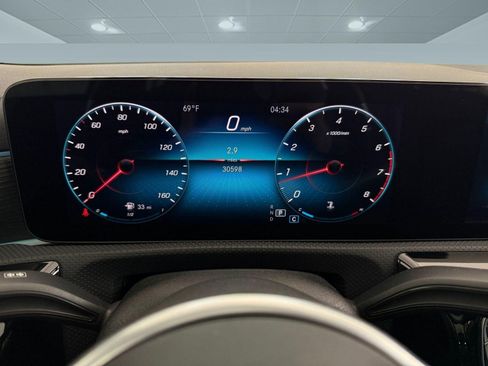 Used 2022 Mercedes-Benz CLA 250 image 17