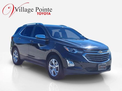 Used 2020 Chevrolet Equinox Premier AWD/4WD image 9