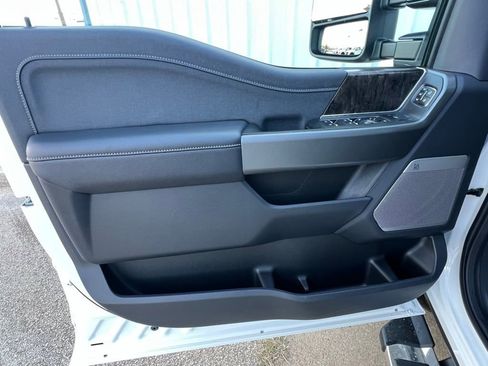 New 2026 Ford F250 Lariat w/ Chrome Package AWD/4WD image 13