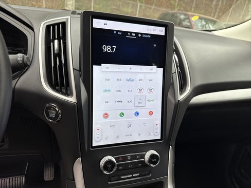 Used 2023 Ford Edge SEL w/ Convenience Package image 27