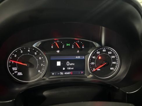 Used 2024 GMC Terrain SLT w/ Infotainment Package II AWD/4WD image 24
