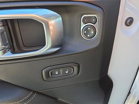 New 2026 Jeep Gladiator Sport image 12