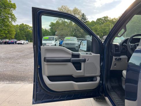 Used 2016 Ford F150 XL w/ Equipment Group 101A Mid AWD/4WD image 14