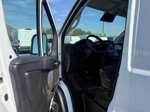 Used 2023 RAM ProMaster 3500 FWD image 13