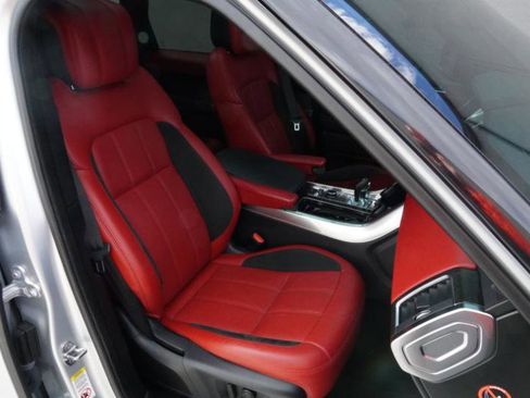Used 2019 Land Rover Range Rover Sport Supercharged image 14