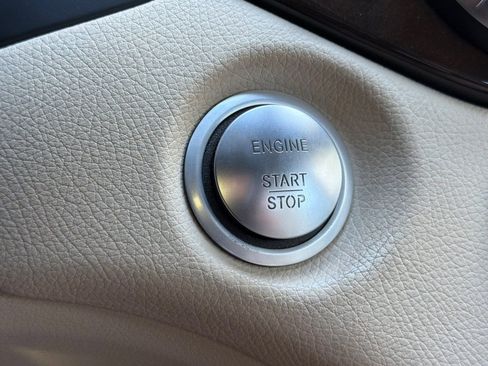 Used 2016 Mercedes-Benz CLA 250 image 34