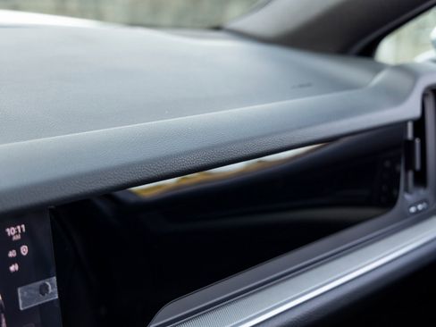 New 2026 Porsche Cayenne Coupe image 35