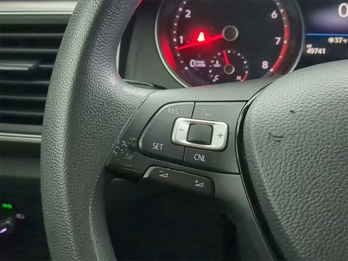 Used 2018 Volkswagen Atlas S image 22