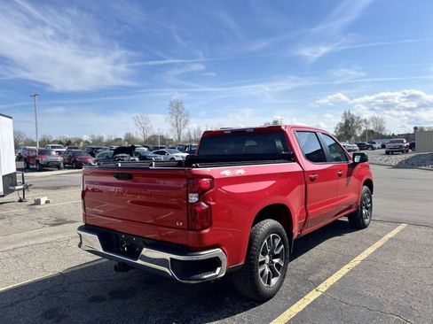 Used 2022 Chevrolet Silverado 1500 LT image 4