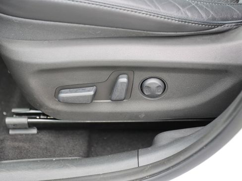 Certified 2021 Hyundai Kona Limited FWD image 18