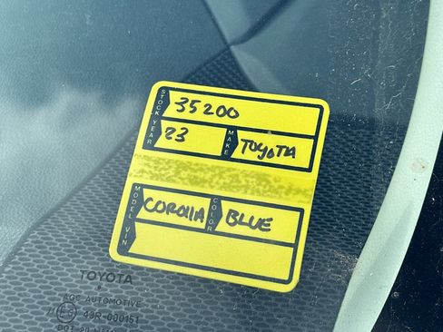 Used 2023 Toyota Corolla LE w/ Carpet Mat Package (TMS) FWD image 4