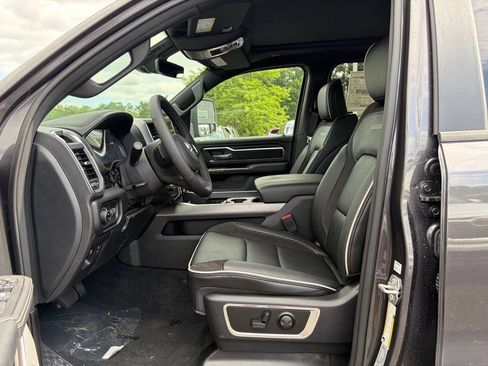 New 2026 RAM 1500 Laramie AWD/4WD image 30