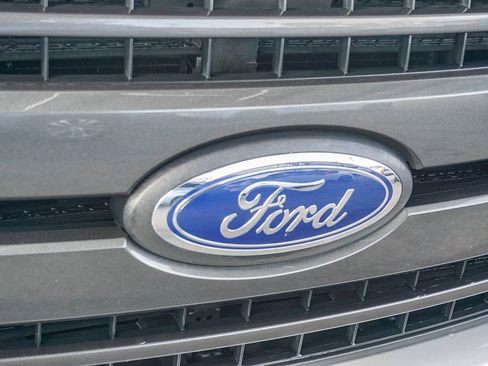 Used 2019 Ford F150 XLT w/ Equipment Group 302A Luxury image 12