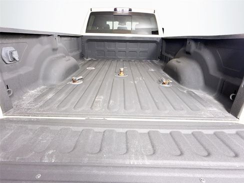 Used 2018 RAM 3500 Laramie image 25