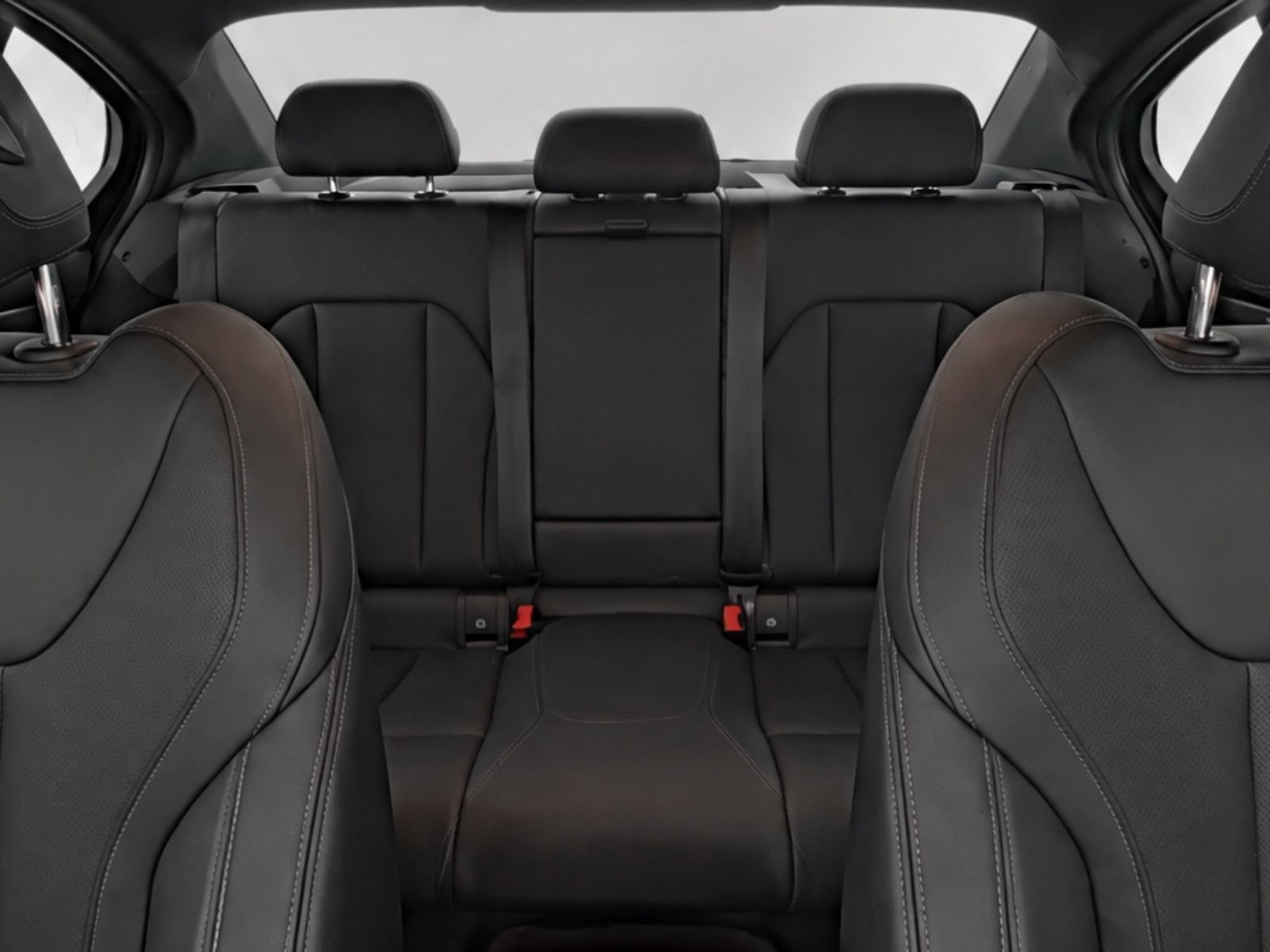 Certified 2026 BMW 330i Sedan RWD image 16