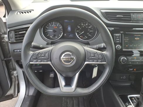 Used 2020 Nissan Rogue Sport S image 20