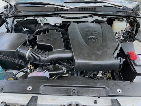 Used 2020 Toyota Tacoma TRD Pro AWD/4WD image 31