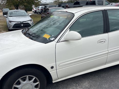 Used 2004 Buick Le Sabre Custom image 4