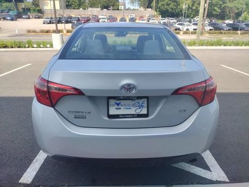 Used 2017 Toyota Corolla LE FWD image 4