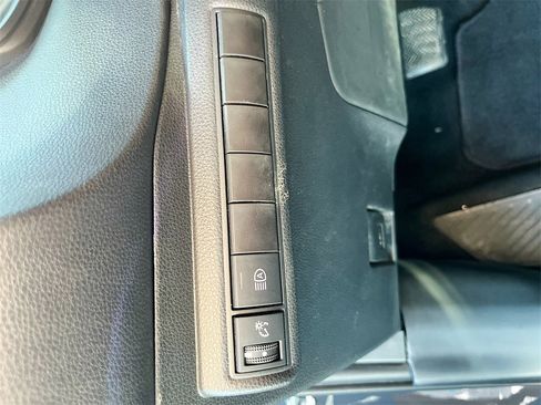 Used 2023 Toyota Corolla SE image 10