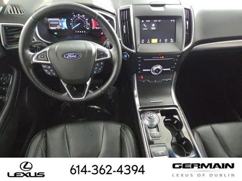 Used 2019 Ford Edge Titanium w/ Cold Weather Package image 18