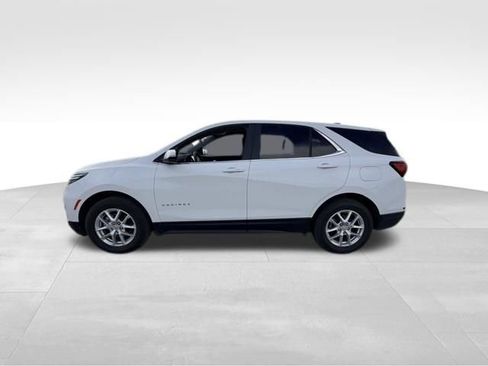 Certified 2024 Chevrolet Equinox LT image 3