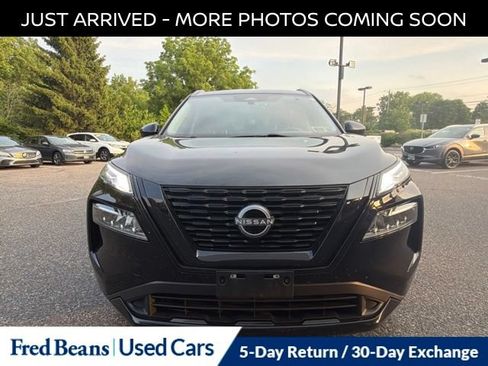 Certified 2023 Nissan Rogue SV w/ SV Premium B Package AWD/4WD image 2