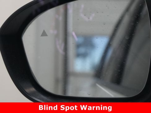 Used 2024 Nissan Rogue SV image 22