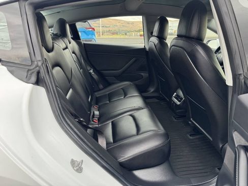 Used 2018 Tesla Model 3 Long Range AWD/4WD image 6
