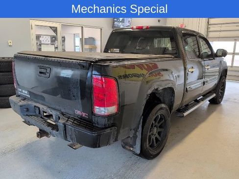 Used 2010 GMC Sierra 1500 Denali AWD/4WD image 4
