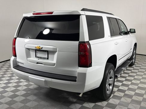 Used 2017 Chevrolet Tahoe LT w/ LT Signature Package AWD/4WD image 5
