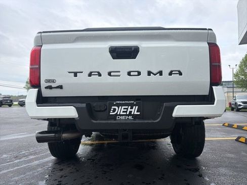 New 2026 Toyota Tacoma SR5 AWD/4WD image 6