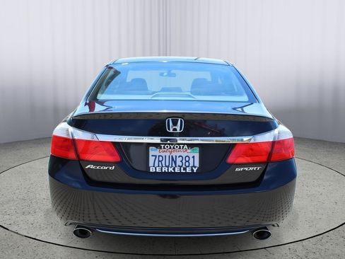 Used 2015 Honda Accord Sport image 7