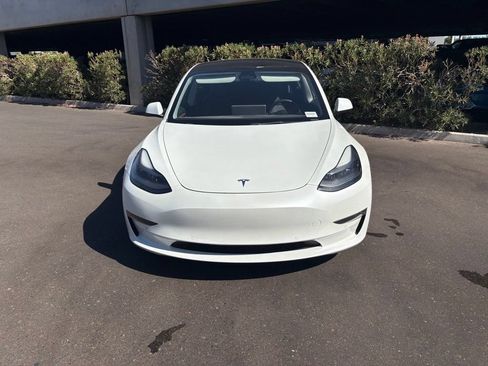 Used 2021 Tesla Model 3 Standard Range Plus RWD image 4