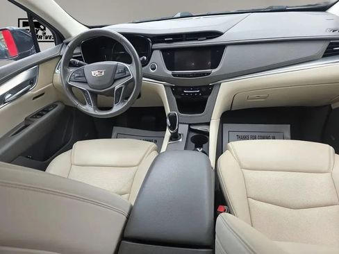 Used 2019 Cadillac XT5 Luxury AWD/4WD image 12