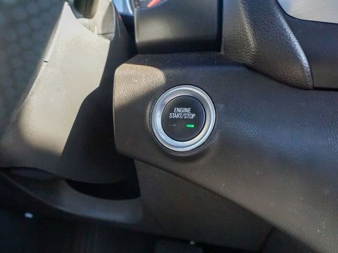 Used 2023 GMC Terrain SLE w/ Driver Convenience Package image 25