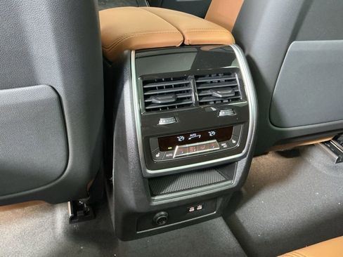 New 2026 BMW X5 sDrive40i w/ Climate Comfort Package image 28